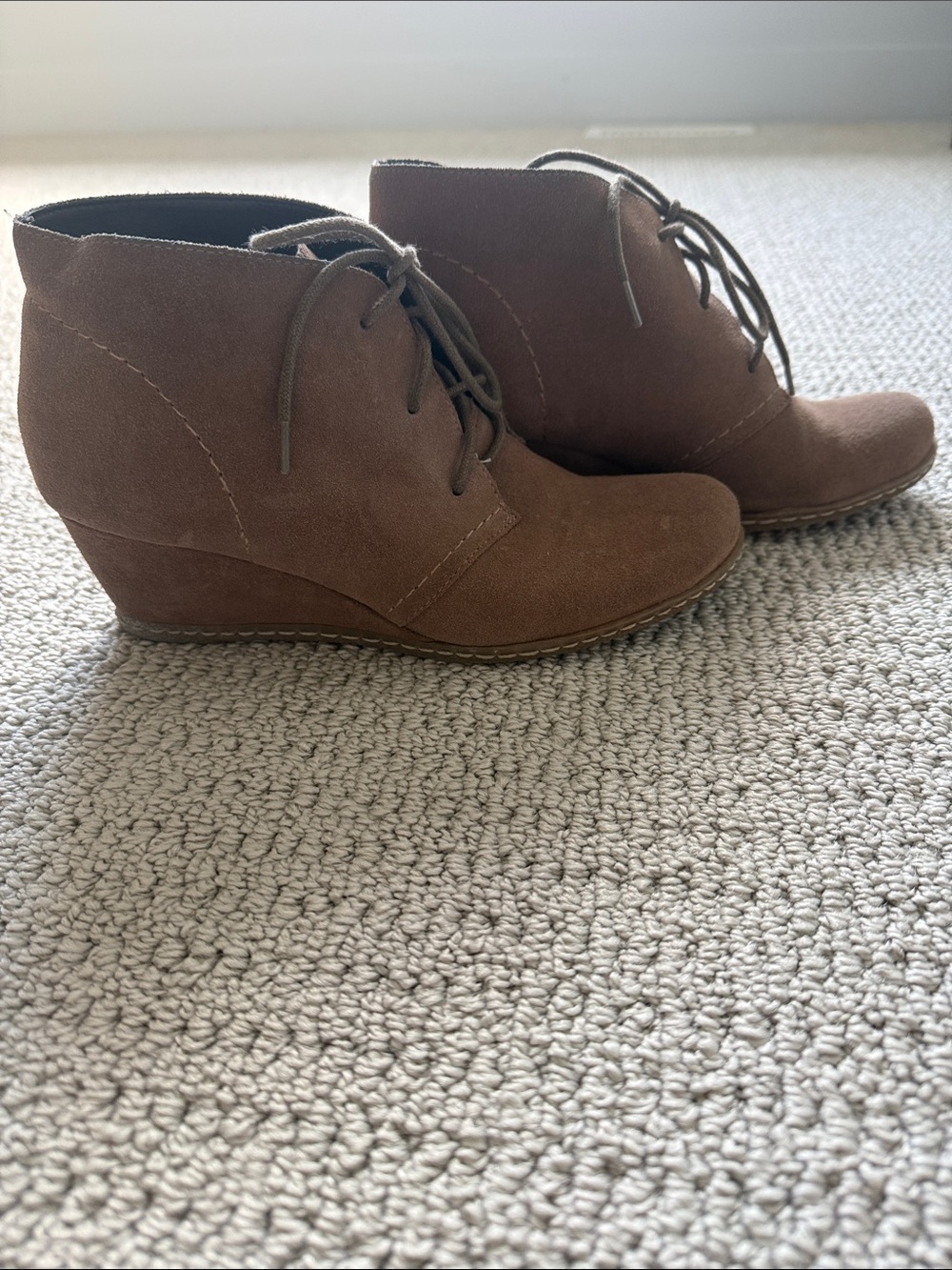Franco Sarto Women's Brown Suede Wedge Ankle Boots - Lace-Up - dessert boot